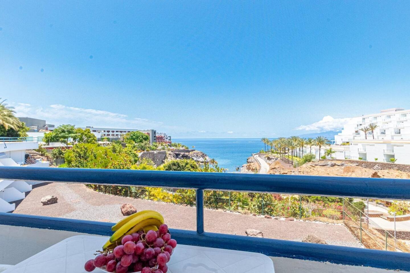 Oceanfront Paraiso Apt By Dream Homes Tenerife Playa Paraiso  Exterior photo